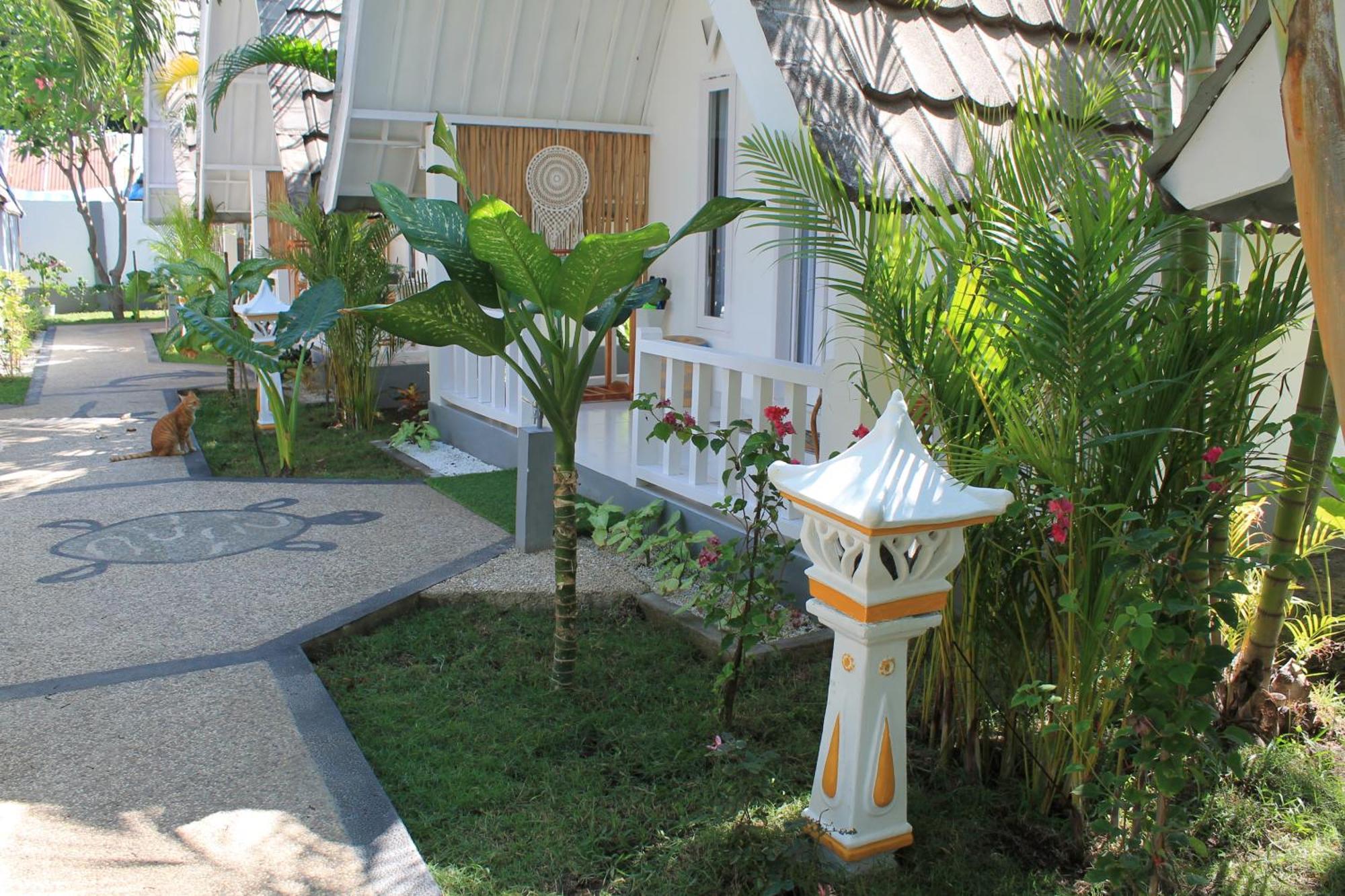 New Balengku Dua Hotel - Adults Only Gili Air Exterior photo